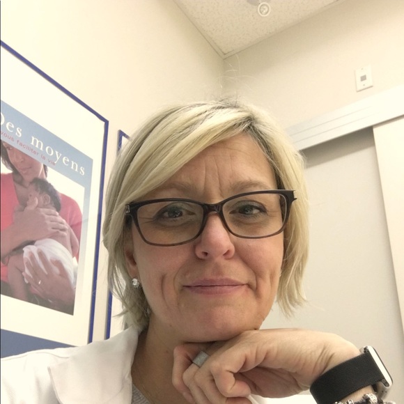 Meet your Posher, Dominique - Picture 1 of 1